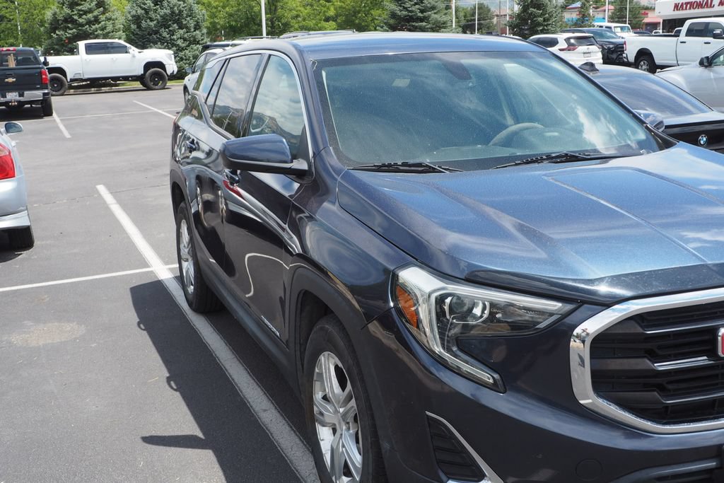 Used 2018 GMC Terrain SLE FWD image 2