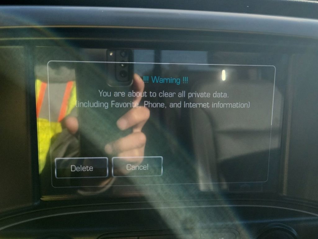 Used 2017 GMC Sierra 2500 Denali w/ Duramax Plus Package image 13