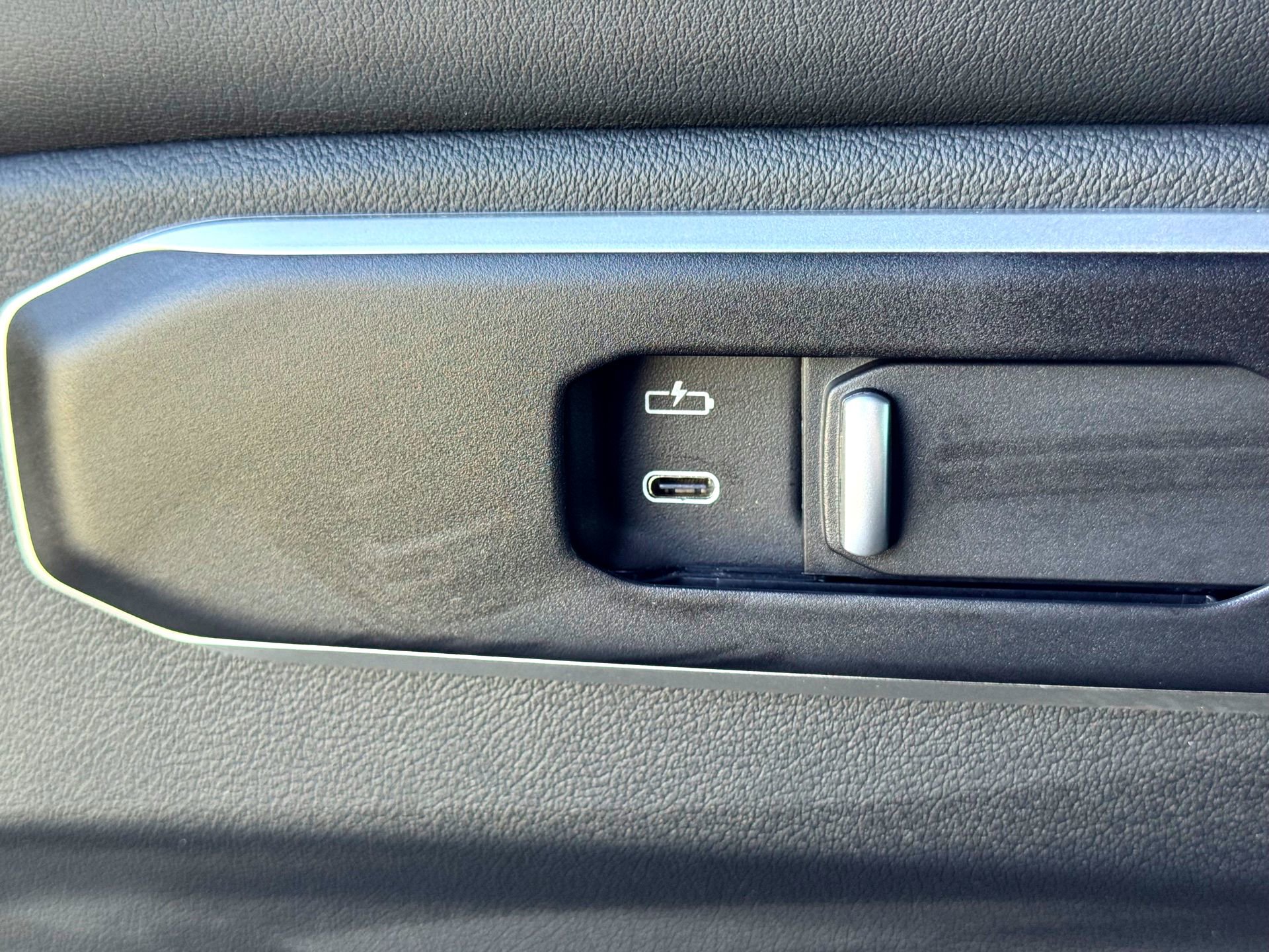 Used 2026 BMW X5 M60i image 22