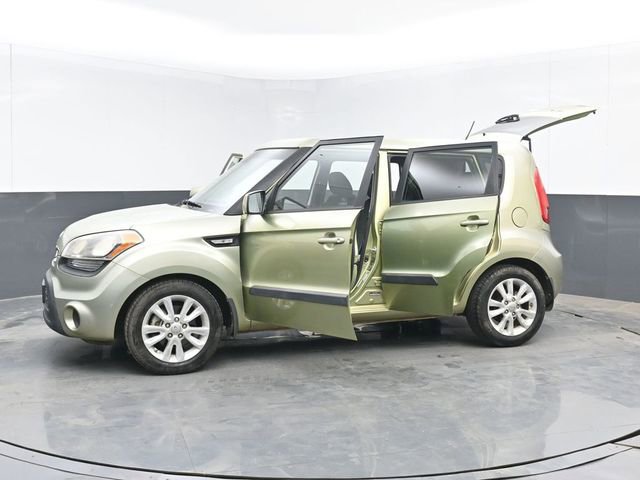 Used 2013 Kia Soul FWD image 49