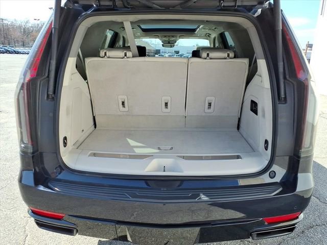 Certified 2023 Cadillac Escalade Sport Platinum AWD/4WD image 12