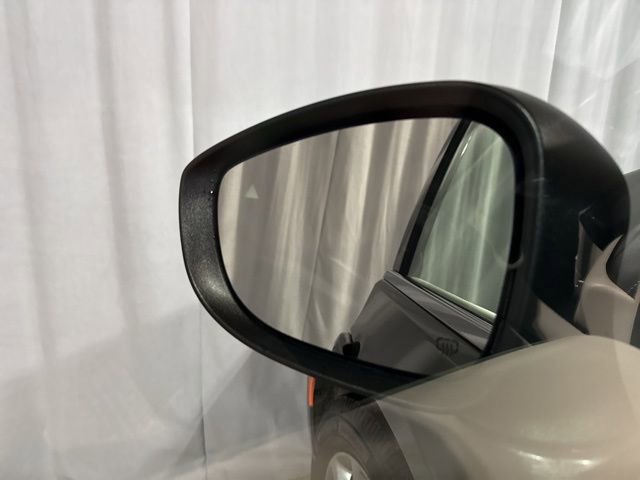 Used 2023 Chrysler Pacifica Touring-L image 35