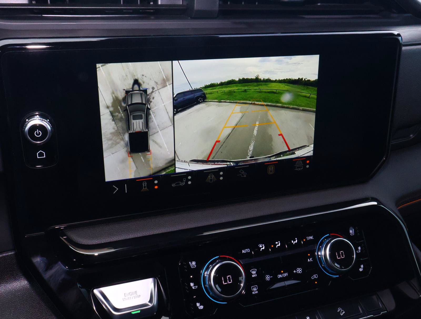 Used 2024 GMC Sierra 1500 AT4 w/ Technology Package AWD/4WD image 29