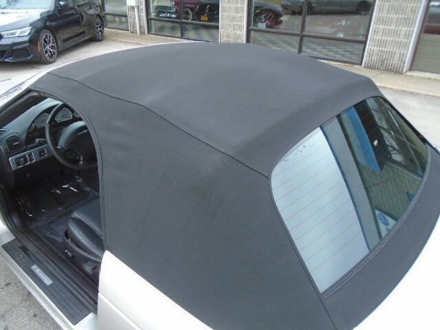 Used 2005 Ford Thunderbird Deluxe image 14