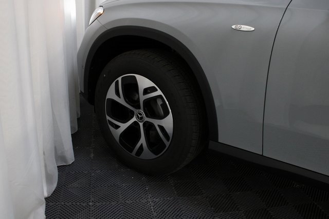 New 2025 Mercedes-Benz GLC 350e 4MATIC image 7