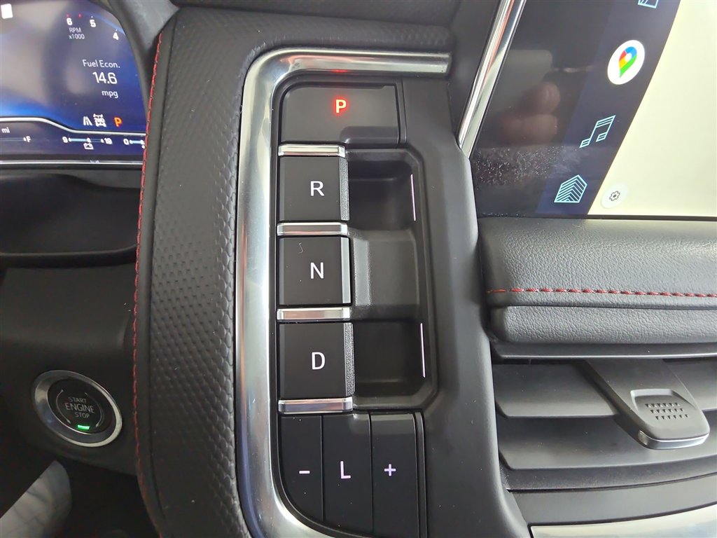 Used 2022 Chevrolet Tahoe RST w/ Luxury Package image 16