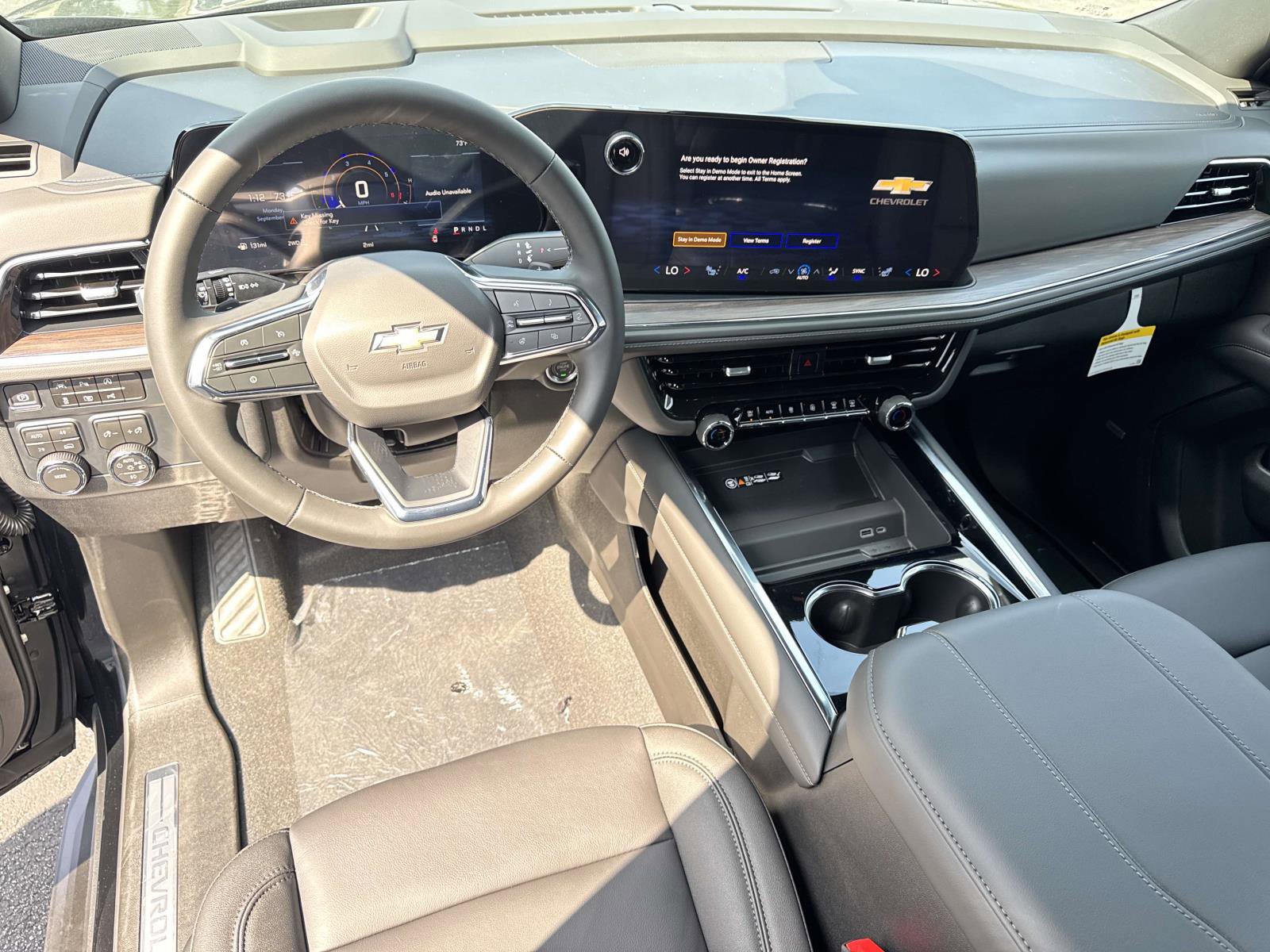 New 2026 Chevrolet Suburban LT w/ Comfort Package image 2