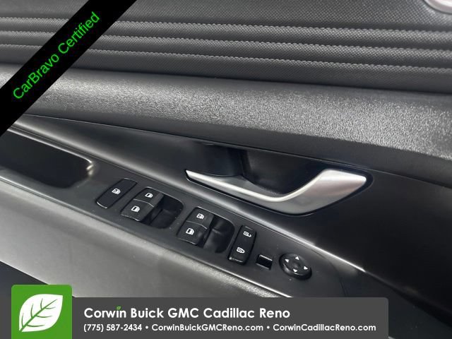 Used 2024 Hyundai Elantra Limited FWD image 13