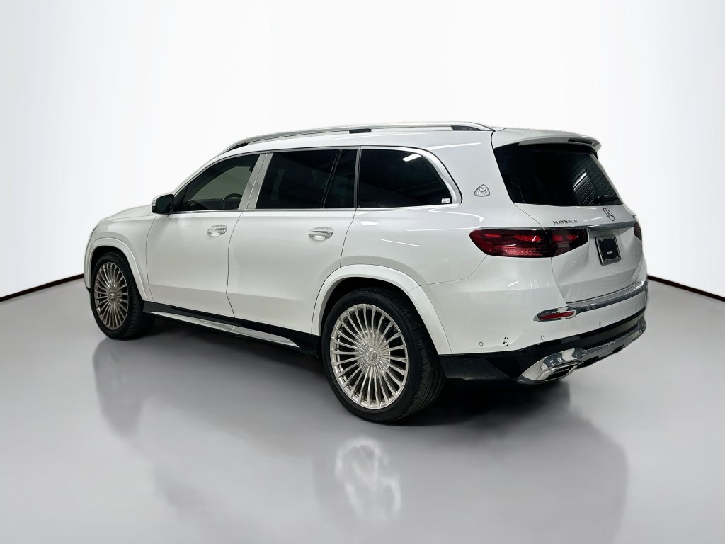Used 2025 Mercedes-Benz Maybach GLS 600 4MATIC image 3