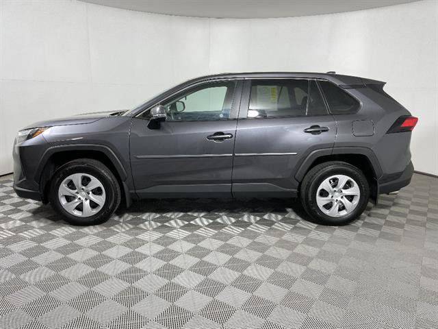 Certified 2025 Toyota RAV4 LE AWD/4WD image 4