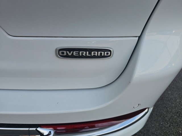 Used 2024 Jeep Grand Cherokee L Overland w/ Advanced Protech Group III AWD/4WD image 14