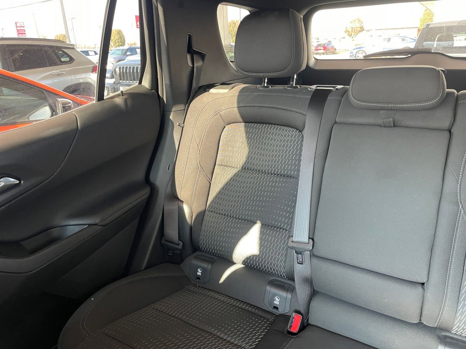 Used 2025 Chevrolet Equinox LT image 38