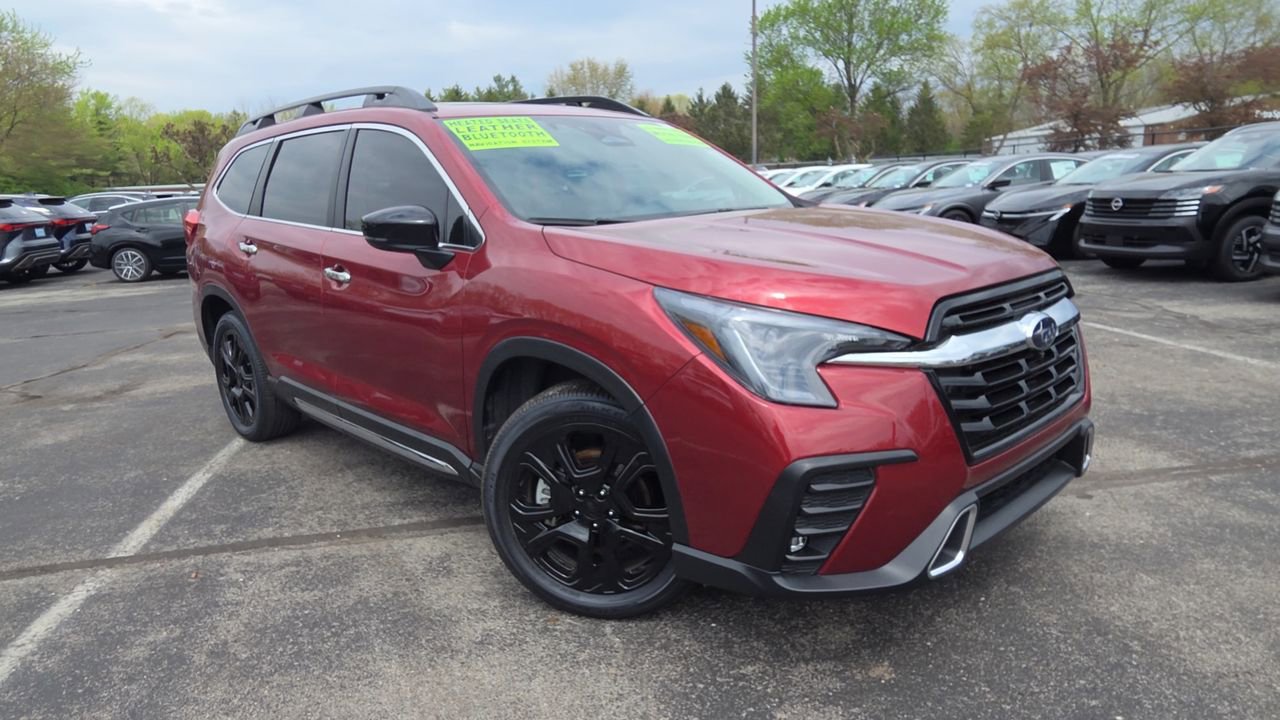 Certified 2025 Subaru Ascent Touring AWD/4WD image 2