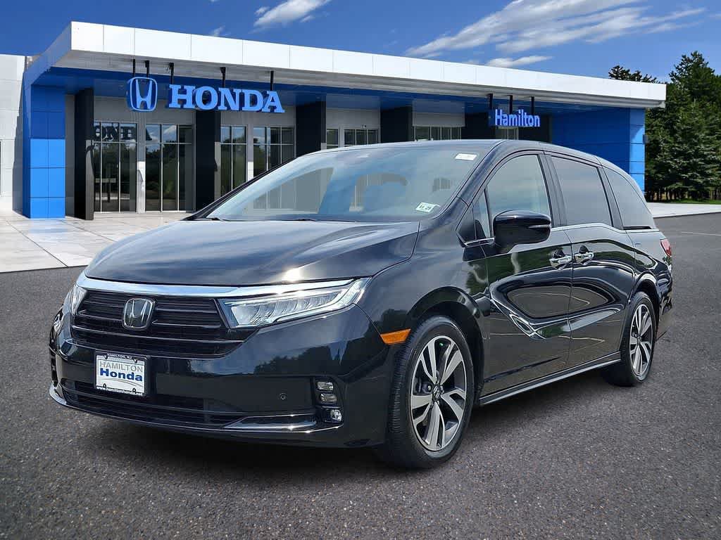 Certified 2024 Honda Odyssey Touring image 1