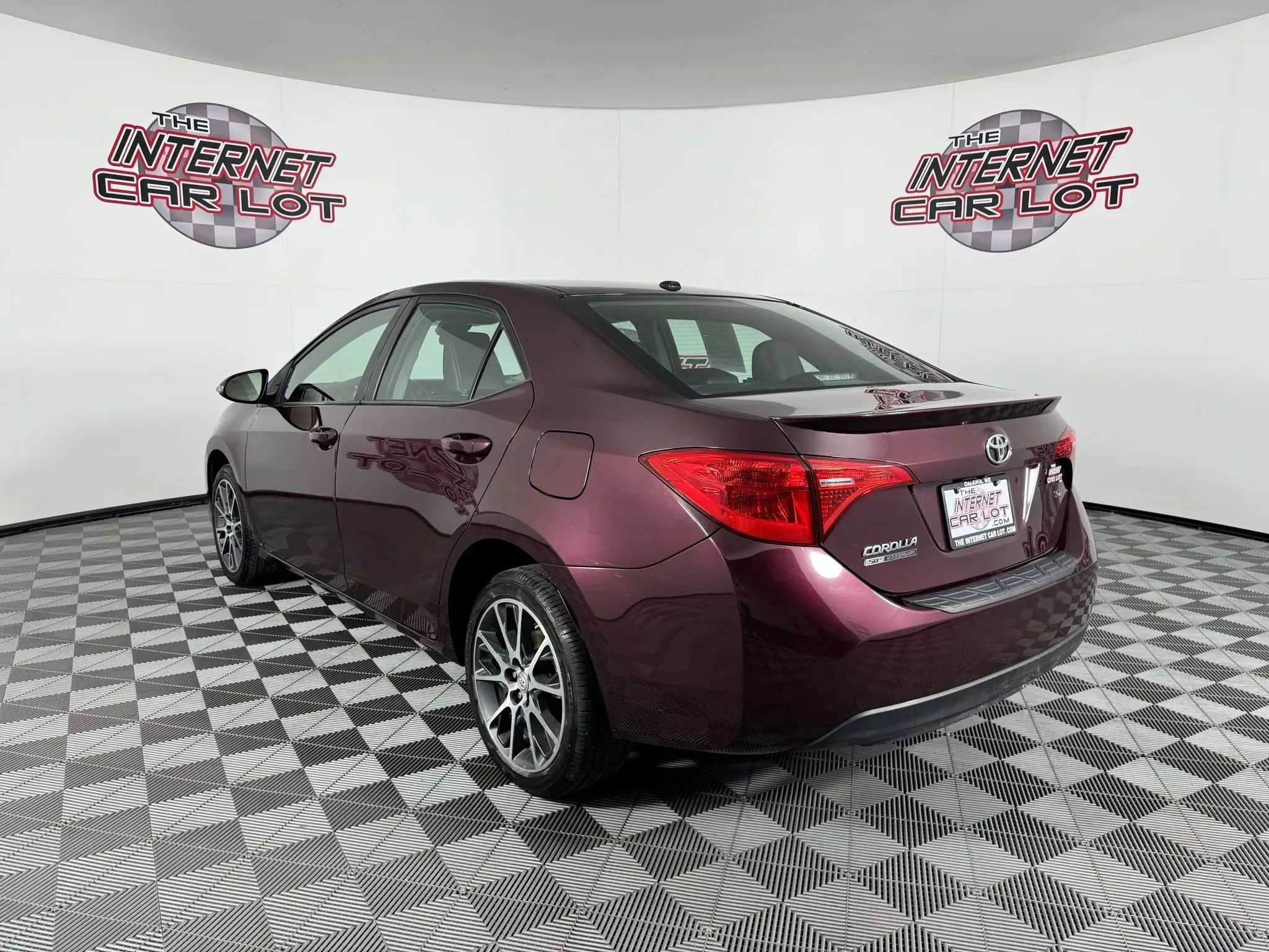 Used 2017 Toyota Corolla SE 50th Anniversary FWD image 5