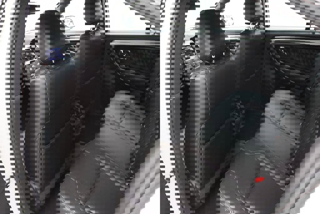 Used 2013 Ford Taurus SEL image 11