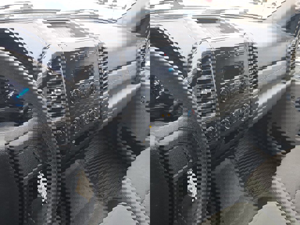 Used 2019 Ford F250 XL w/ Power Equipment Group image 10