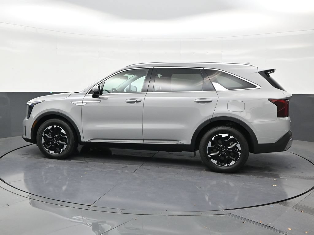 Used 2025 Kia Sorento S w/ Panoramic Sunroof Package FWD image 2