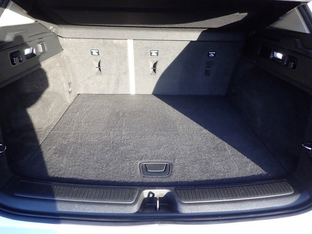 Certified 2022 Buick Envision Avenir w/ Technology Package II image 8