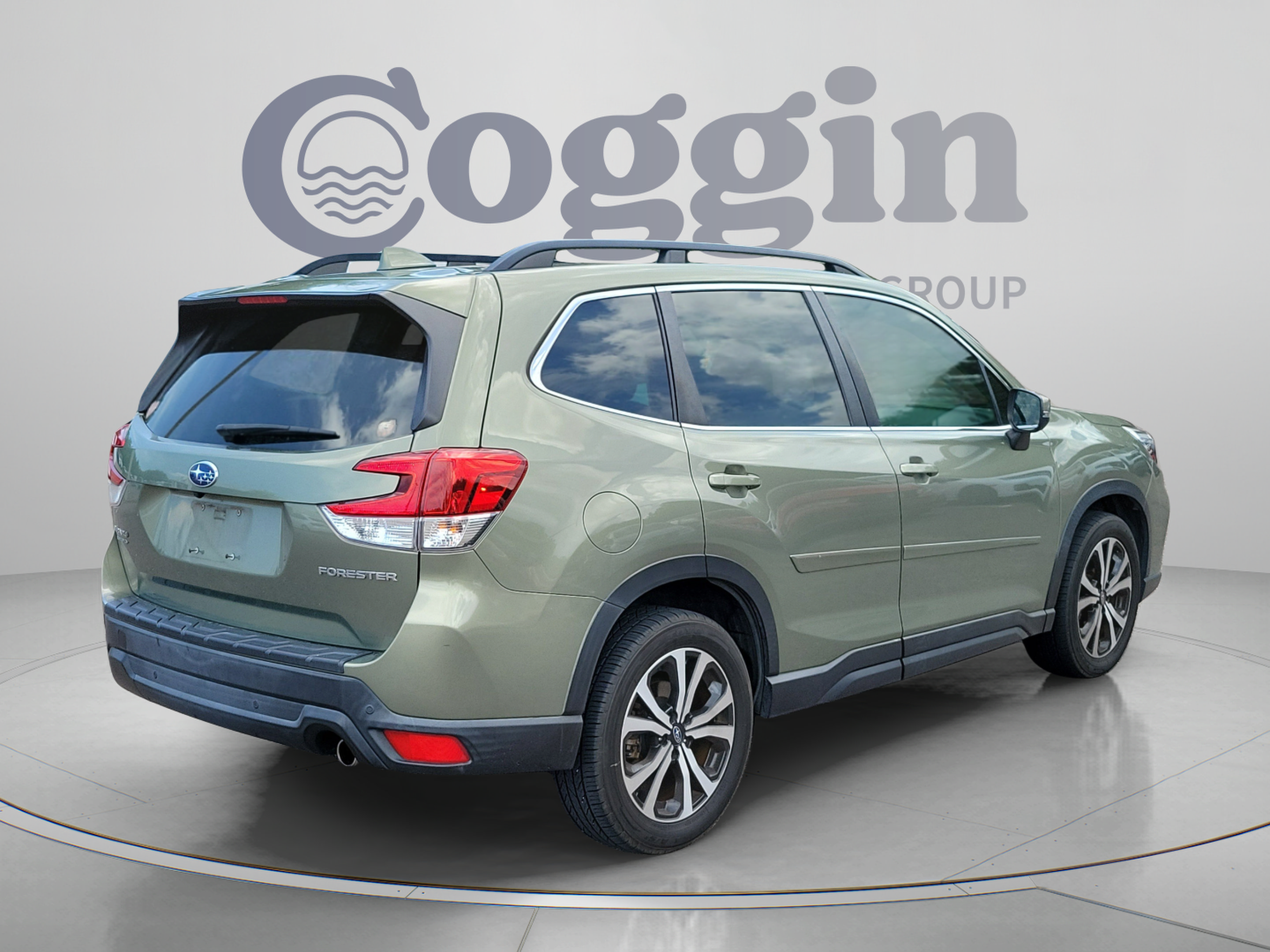 Used 2019 Subaru Forester Limited AWD/4WD image 5