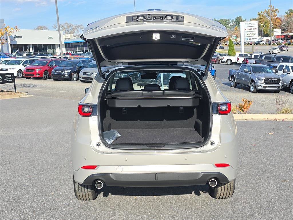 New 2025 MAZDA CX-5 AWD 2.5 S w/ Premium Plus Pkg image 3