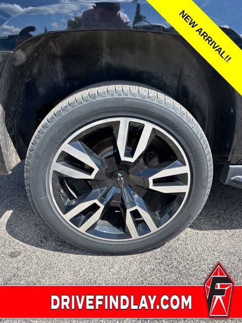 Used 2019 Chevrolet Tahoe Premier w/ RST 6.2L Performance Edition AWD/4WD image 8