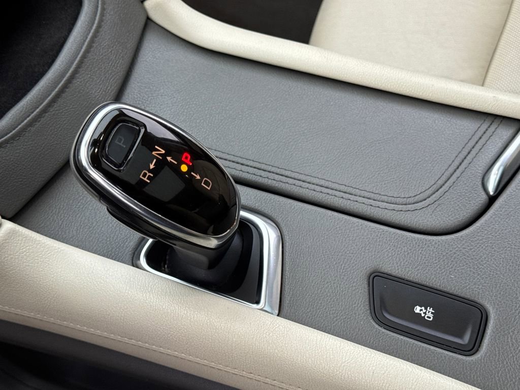 Used 2017 Cadillac XT5 Luxury image 22