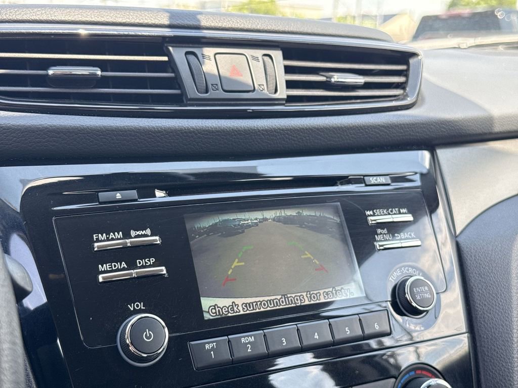 Used 2018 Nissan Rogue Sport S AWD/4WD image 17