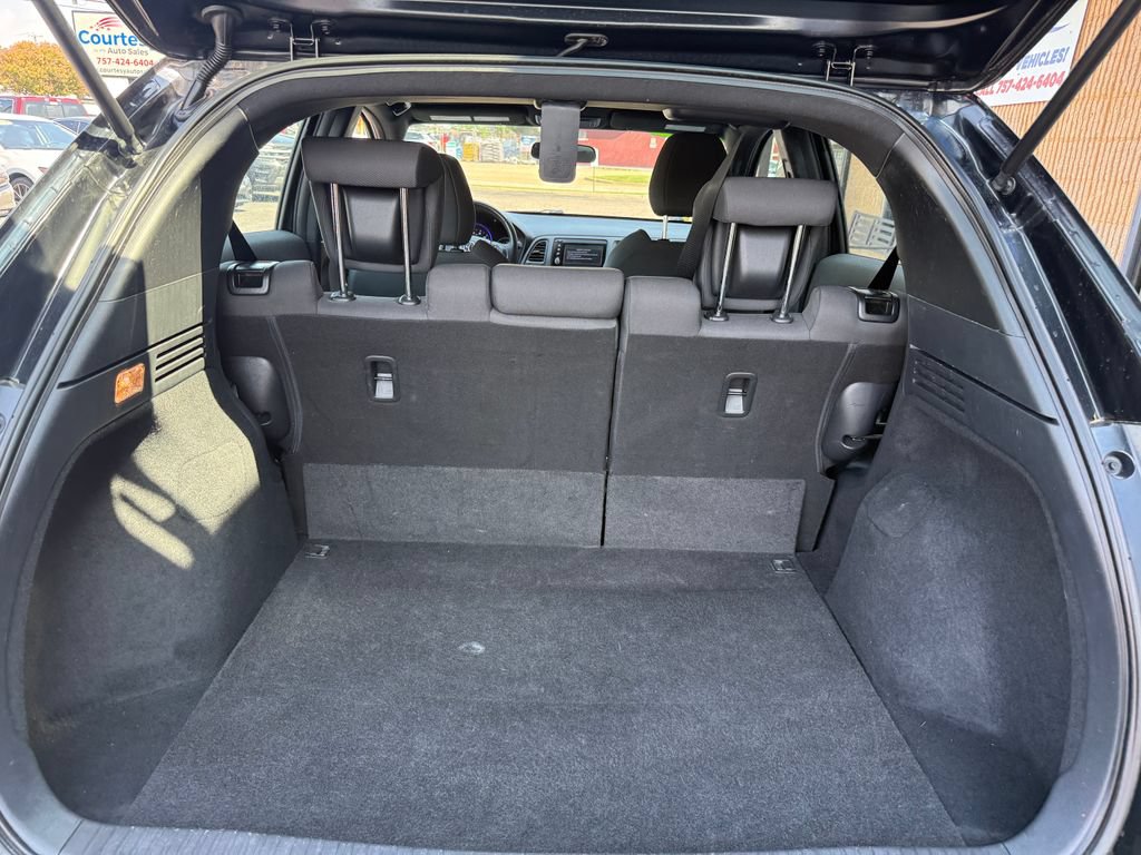 Used 2019 Honda HR-V Sport image 19