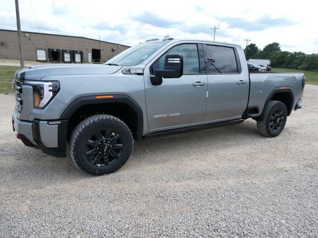 New 2026 GMC Sierra 2500 AT4 w/ AT4 Premium Plus Package AWD/4WD image 8