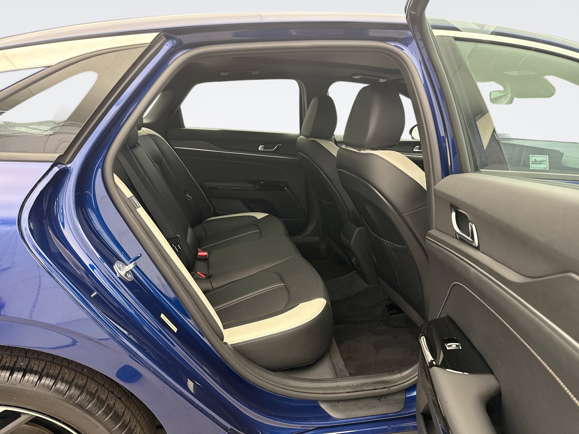 Used 2025 Kia K5 GT-Line w/ GT-Line Premium Package image 18