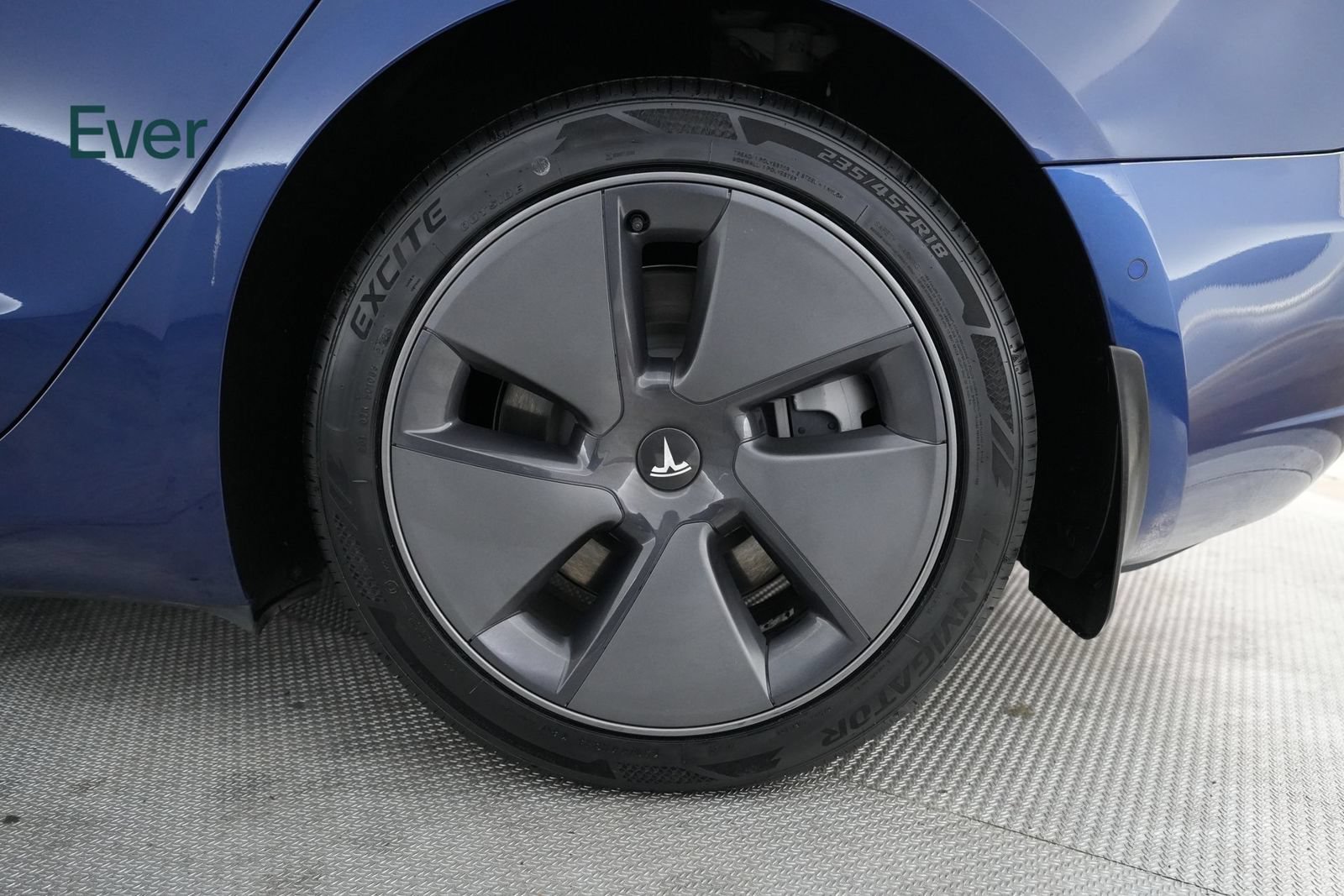 Used 2022 Tesla Model 3 RWD image 9