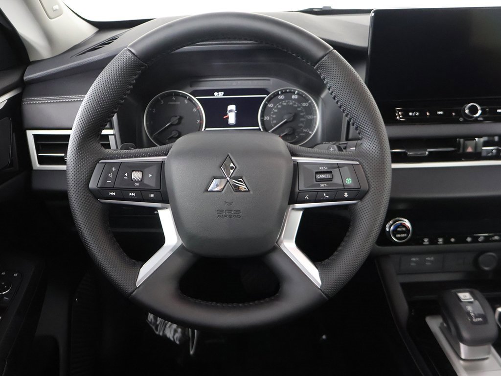 New 2025 Mitsubishi Outlander Trail Edition image 40