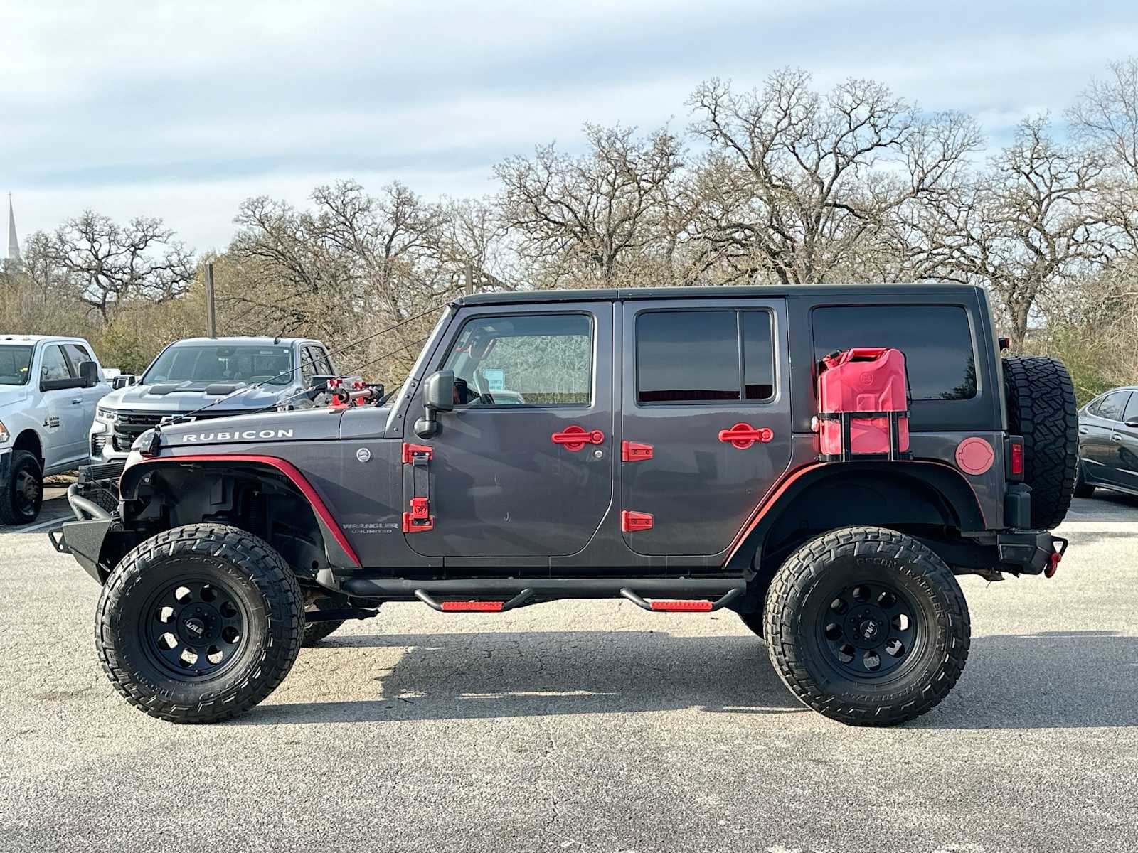 Used 2016 Jeep Wrangler Unlimited Rubicon w/ Connectivity Group image 12