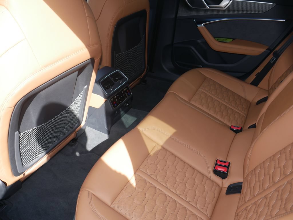 Certified 2024 Audi RS 6 performance AWD/4WD image 24