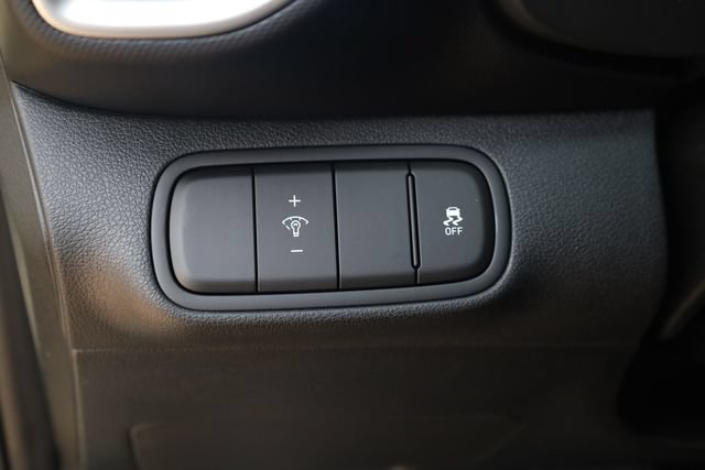 New 2026 Hyundai Venue SEL FWD image 11