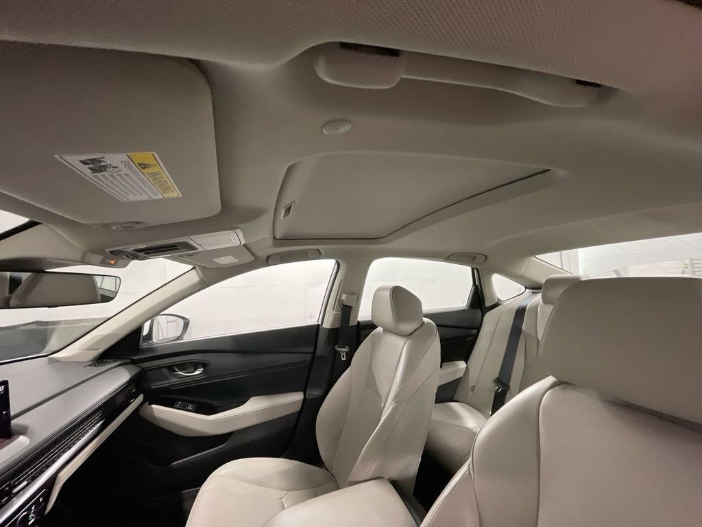 Used 2024 Honda Accord Touring image 19