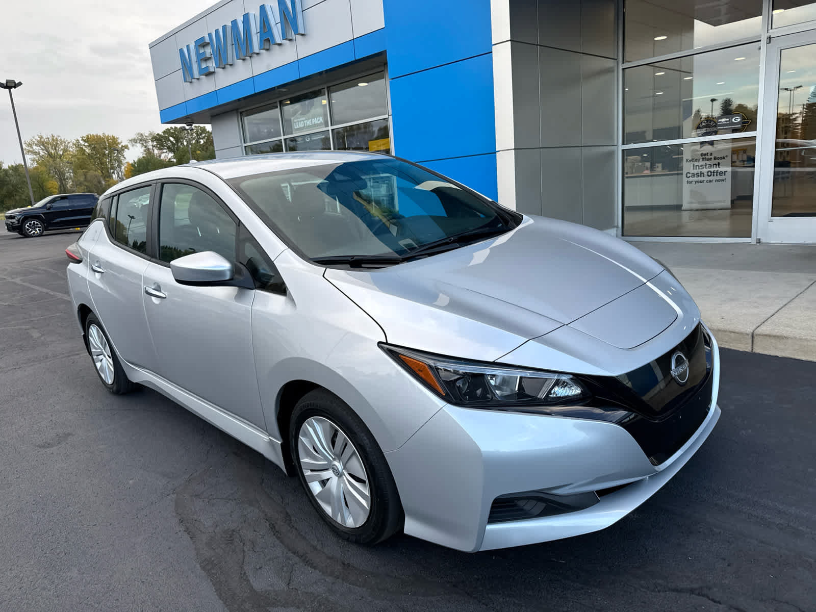 Used 2025 Nissan Leaf S