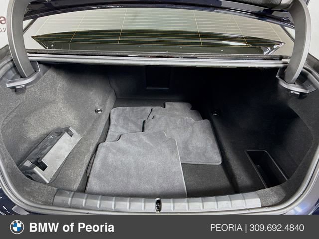 Used 2024 BMW 760i xDrive w/ Executive Package image 28