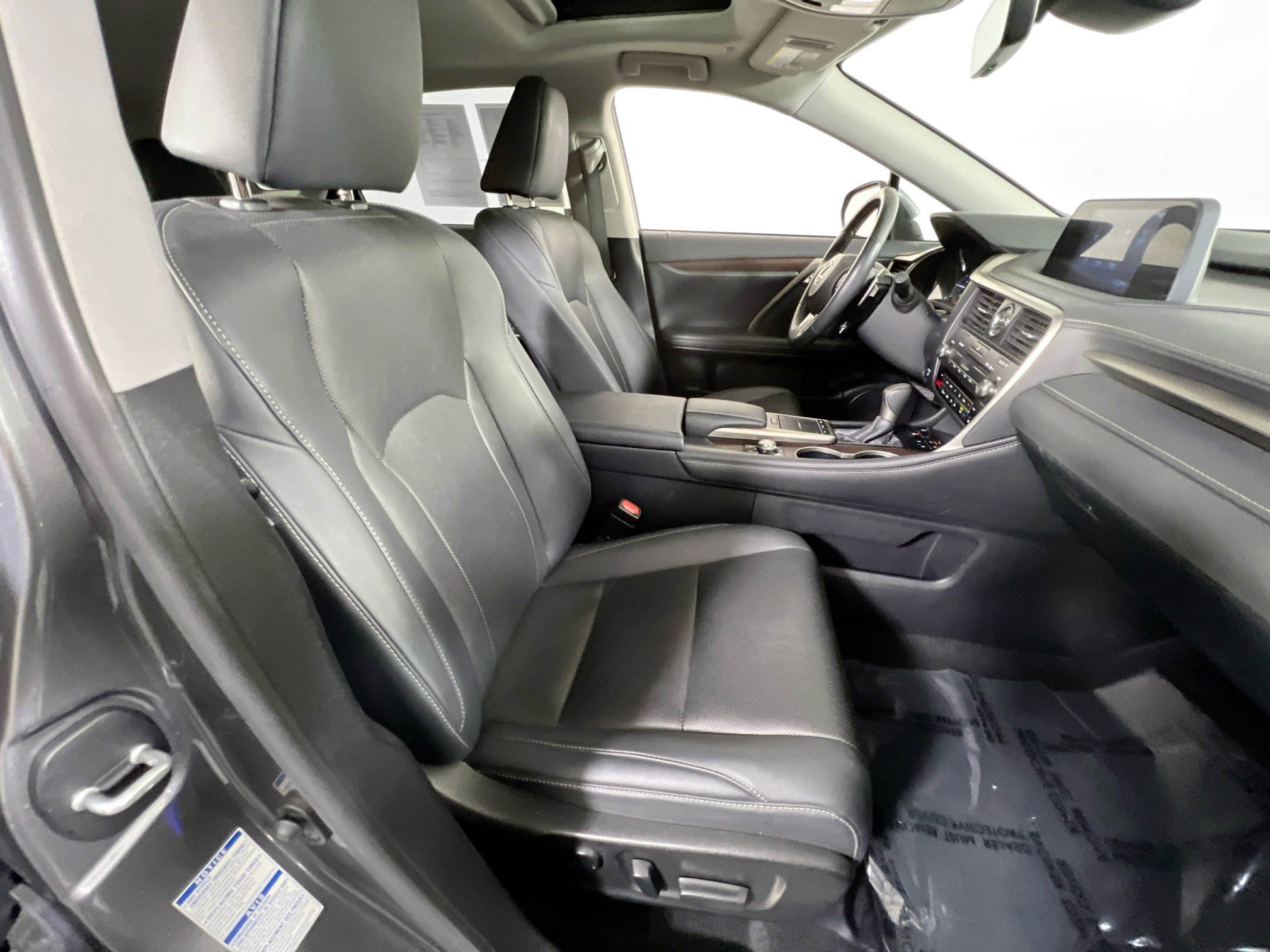 Used 2022 Lexus RX 450h AWD w/ Premium Package image 27