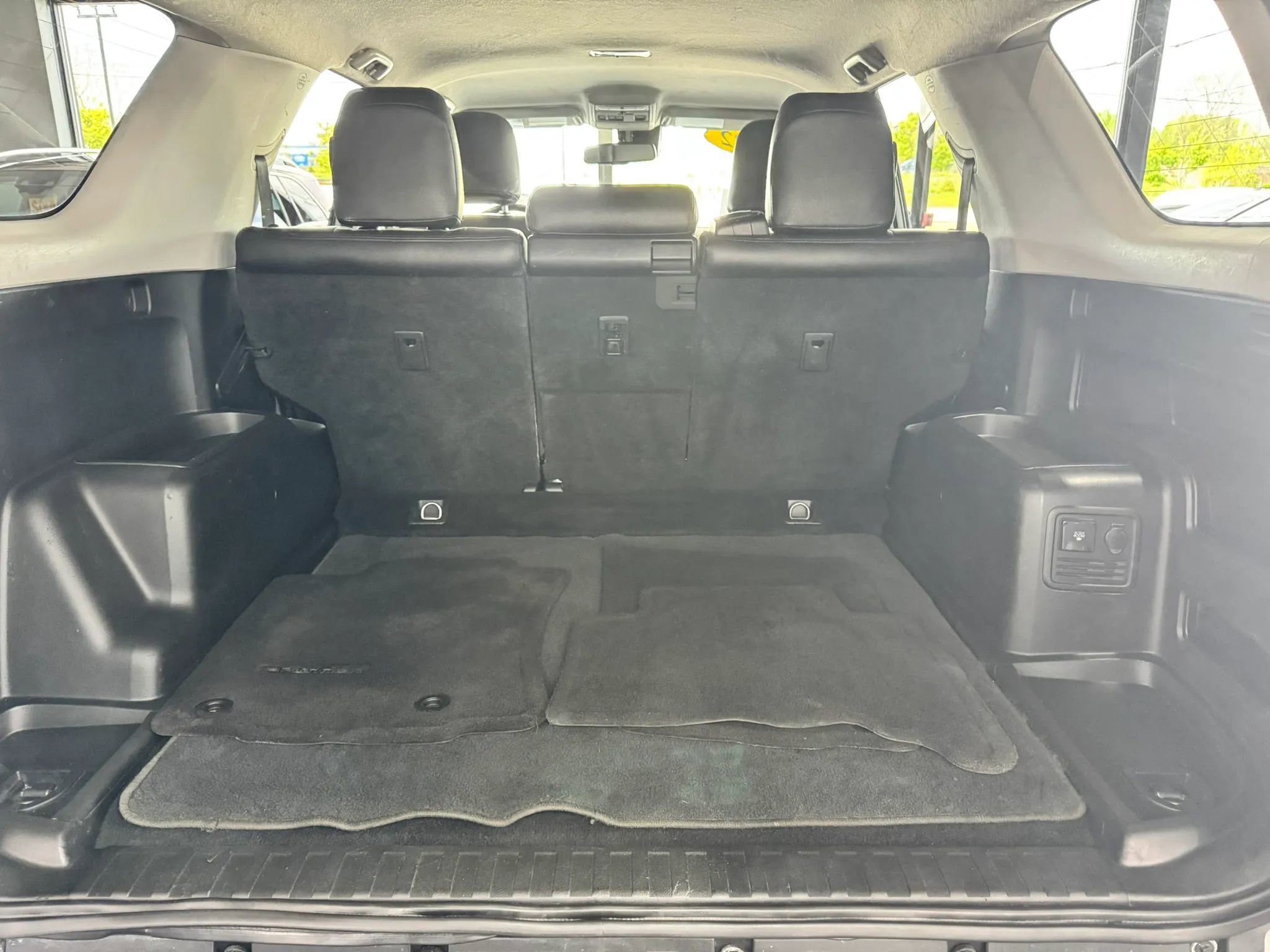 Used 2022 Toyota 4Runner SR5 RWD image 30