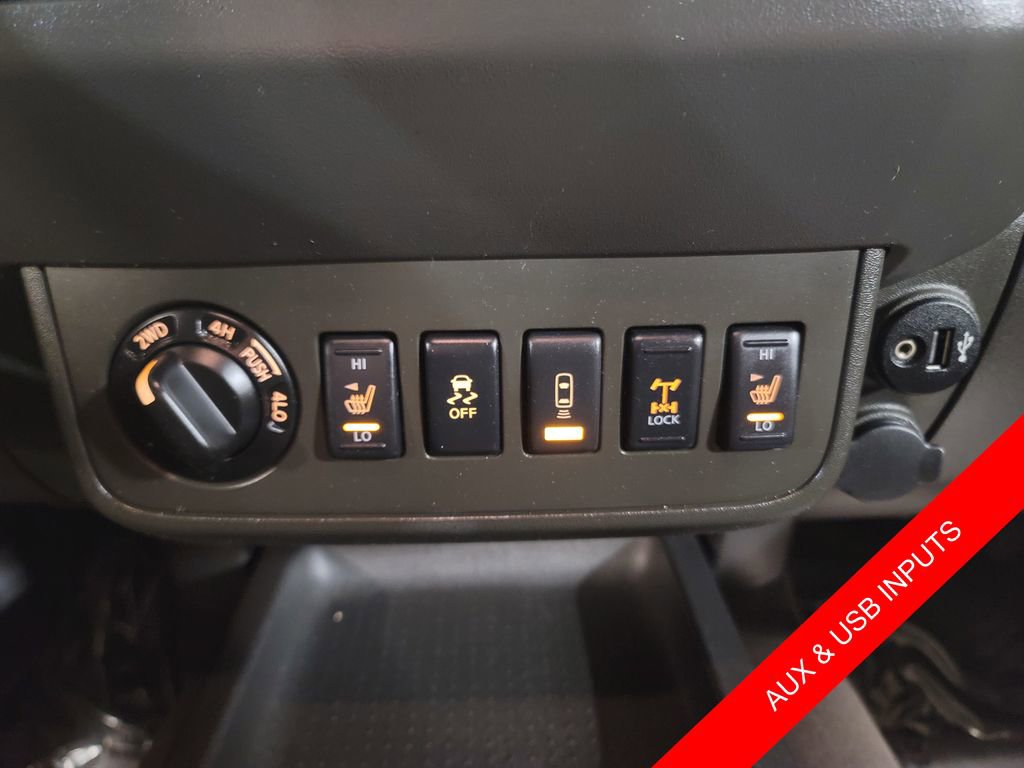Used 2019 Nissan Frontier PRO-4X image 17