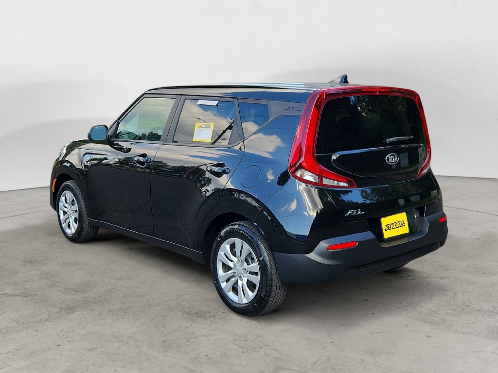 Used 2020 Kia Soul LX FWD image 7