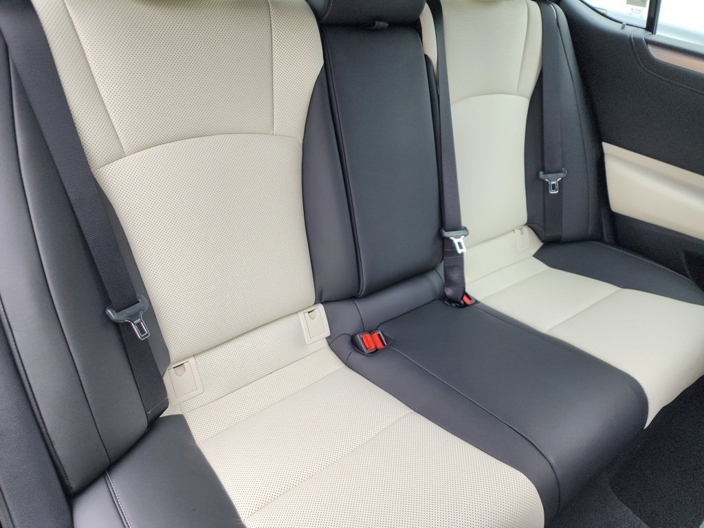 Certified 2025 Lexus ES 350 F Sport image 29