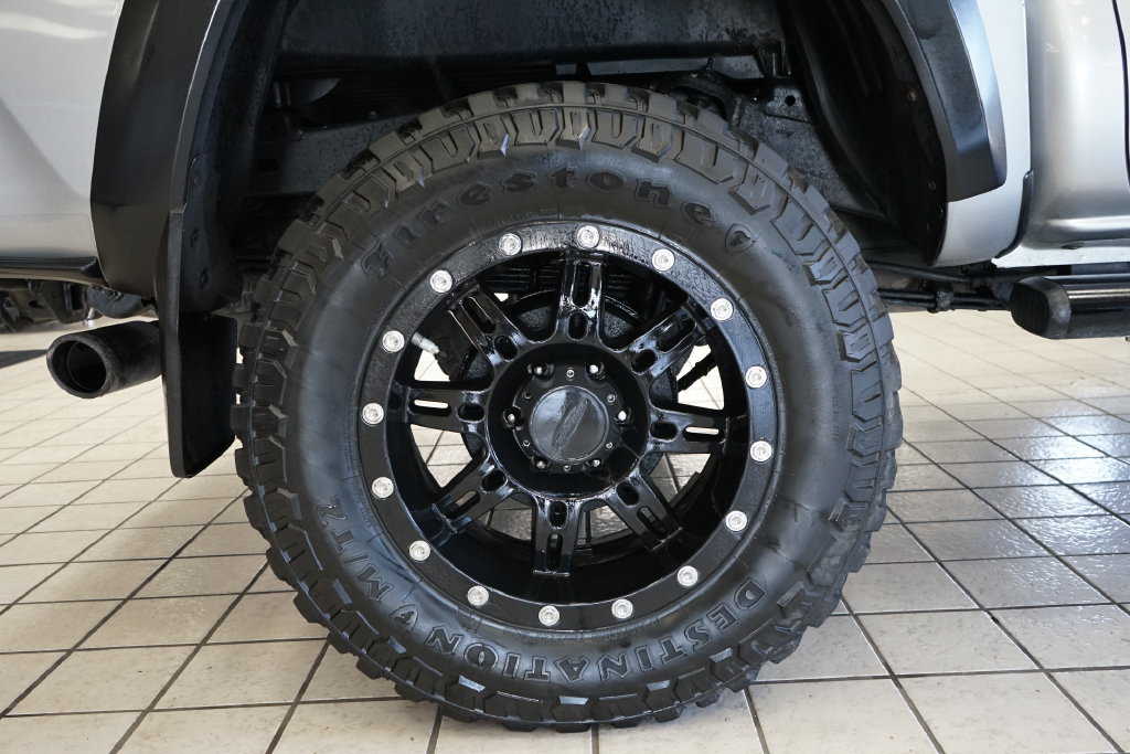 Used 2018 Toyota Tacoma TRD Off-Road w/ Technology Package AWD/4WD image 51