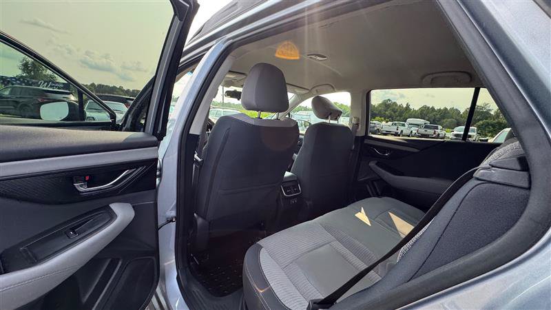 Used 2022 Subaru Outback Premium AWD/4WD image 35