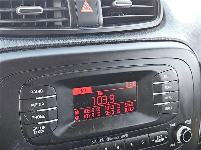 Used 2015 Kia Soul + FWD image 9
