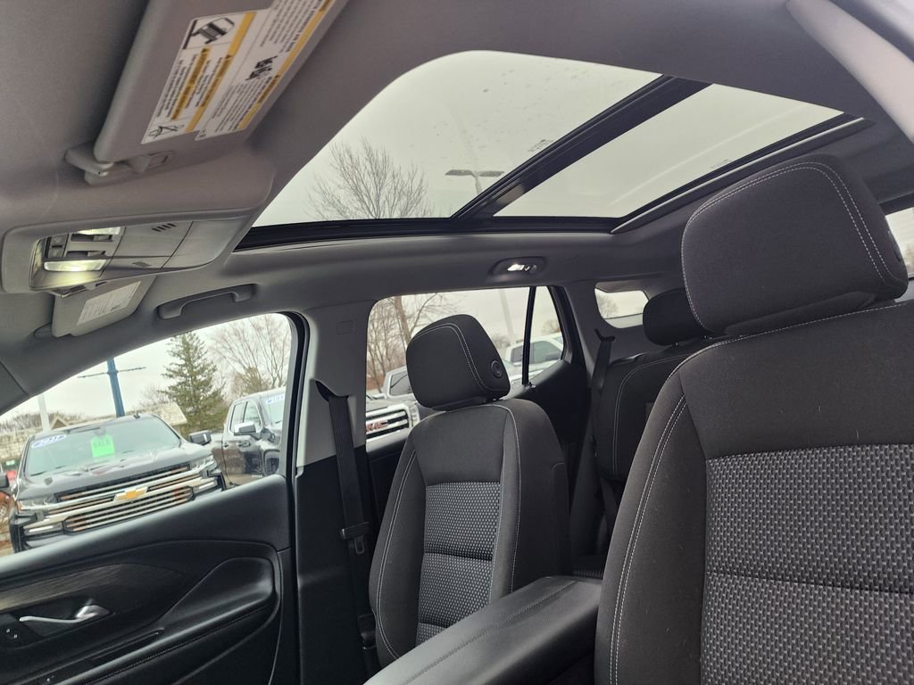 Certified 2023 GMC Terrain SLE w/ Driver Convenience Package image 31