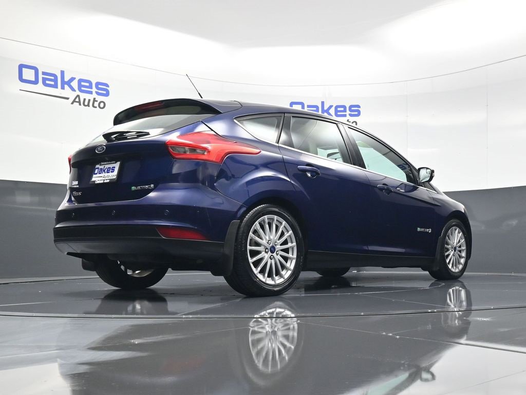 Used 2016 Ford Focus Base w/ Exterior Protection Package image 44