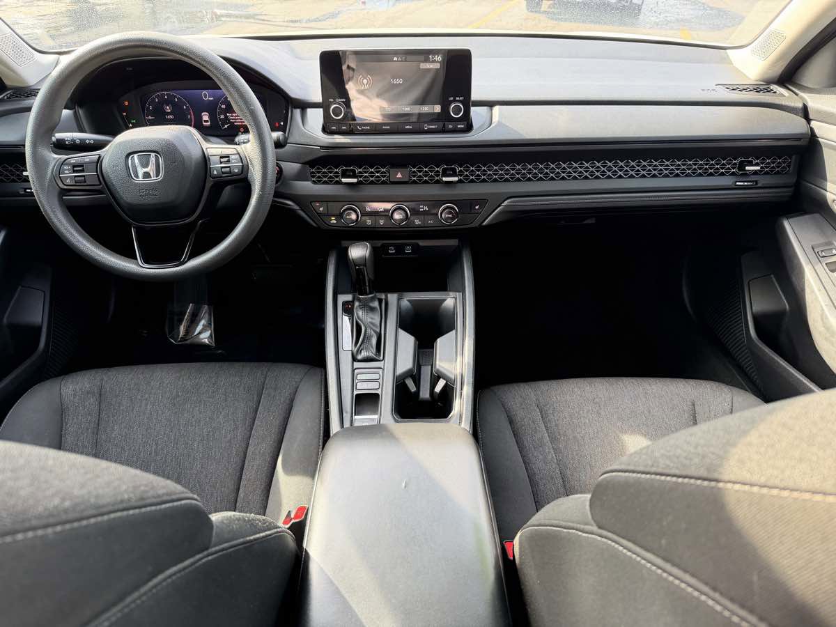 Used 2023 Honda Accord EX image 21